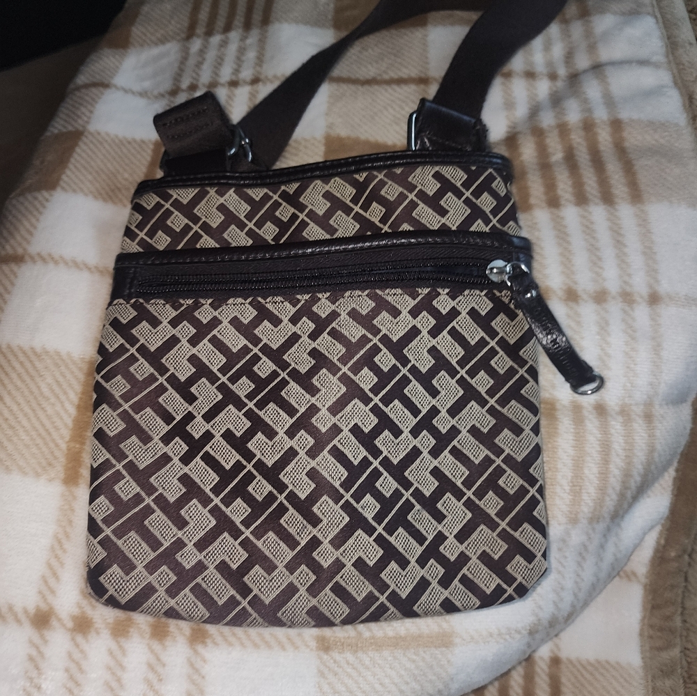 Tommy Hilfiger purse